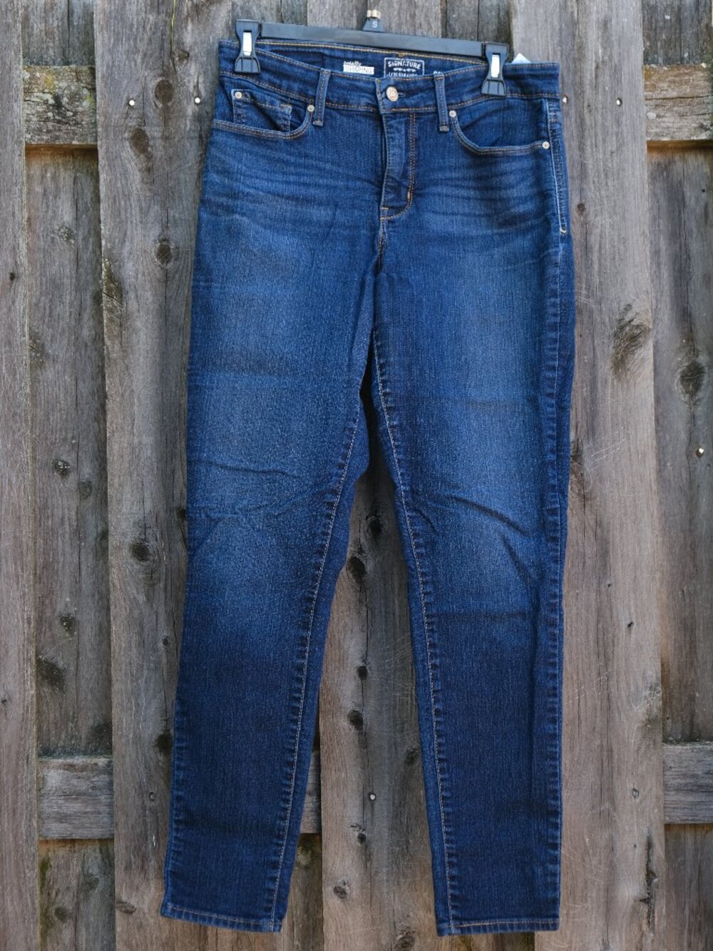 Levi’s Dark Wash Skinny Shaping Jeans Size 8M W29 L32